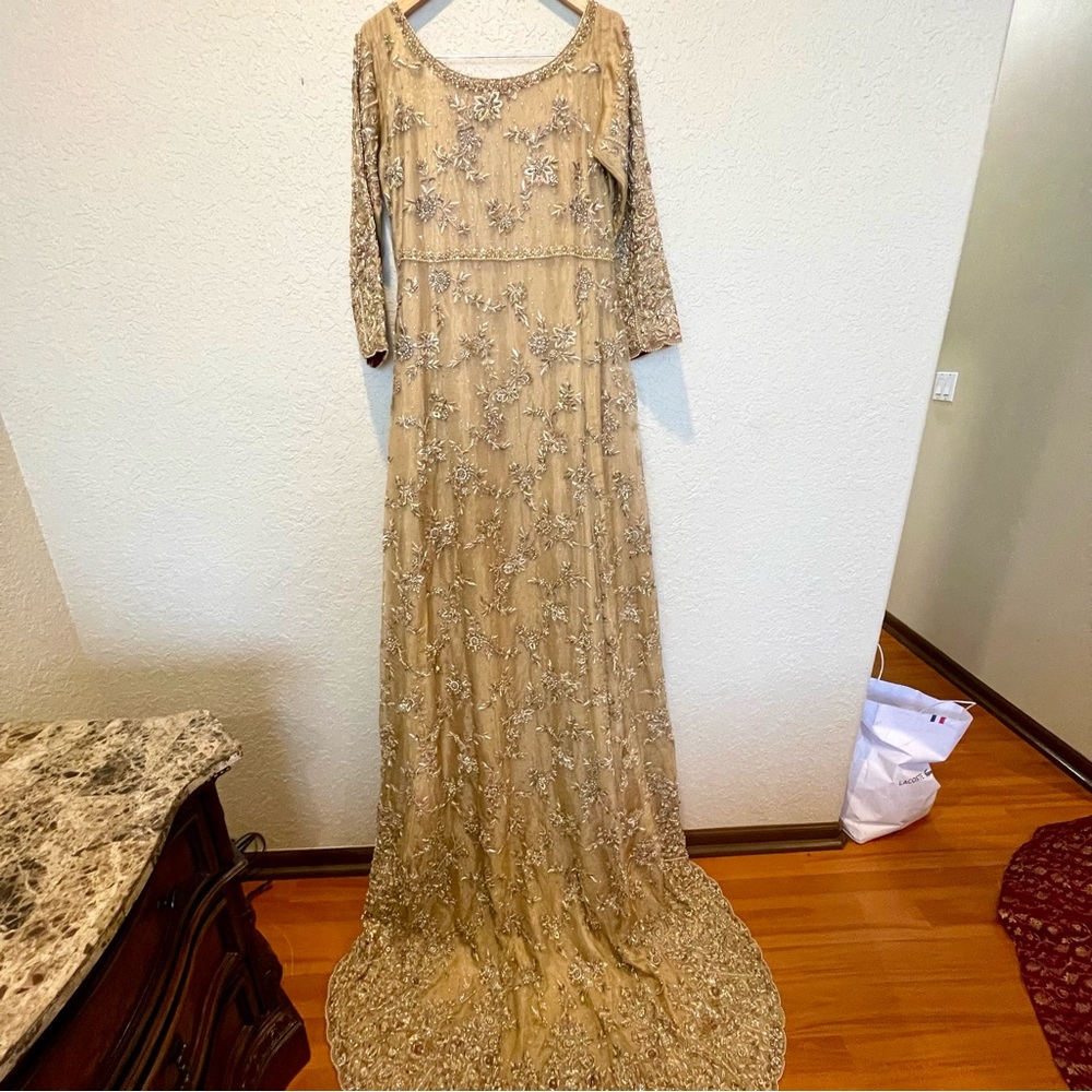 Pakistani/Indian Wedding Dress - Picture 9 of 15